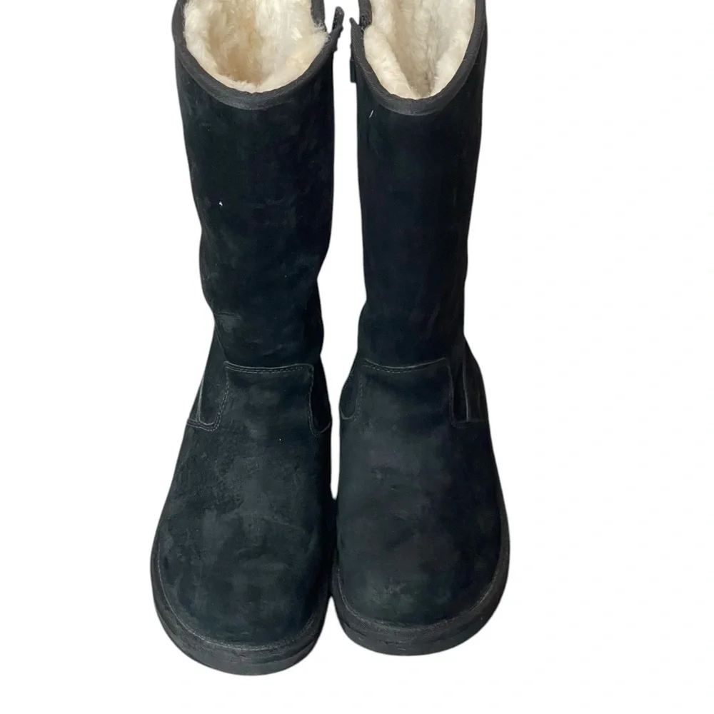 UGG leather sheepskin black women boots‎ size 7